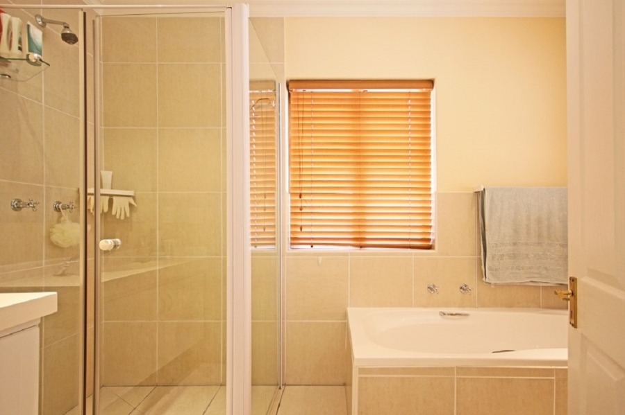 To Let 2 Bedroom Property for Rent in Devonvale Golf Wine Estate Western Cape